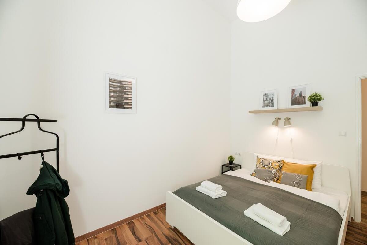Brand New Central Ac Apartment Budapest Exterior foto