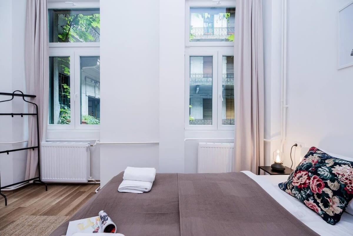 Brand New Central Ac Apartment Budapest Exterior foto